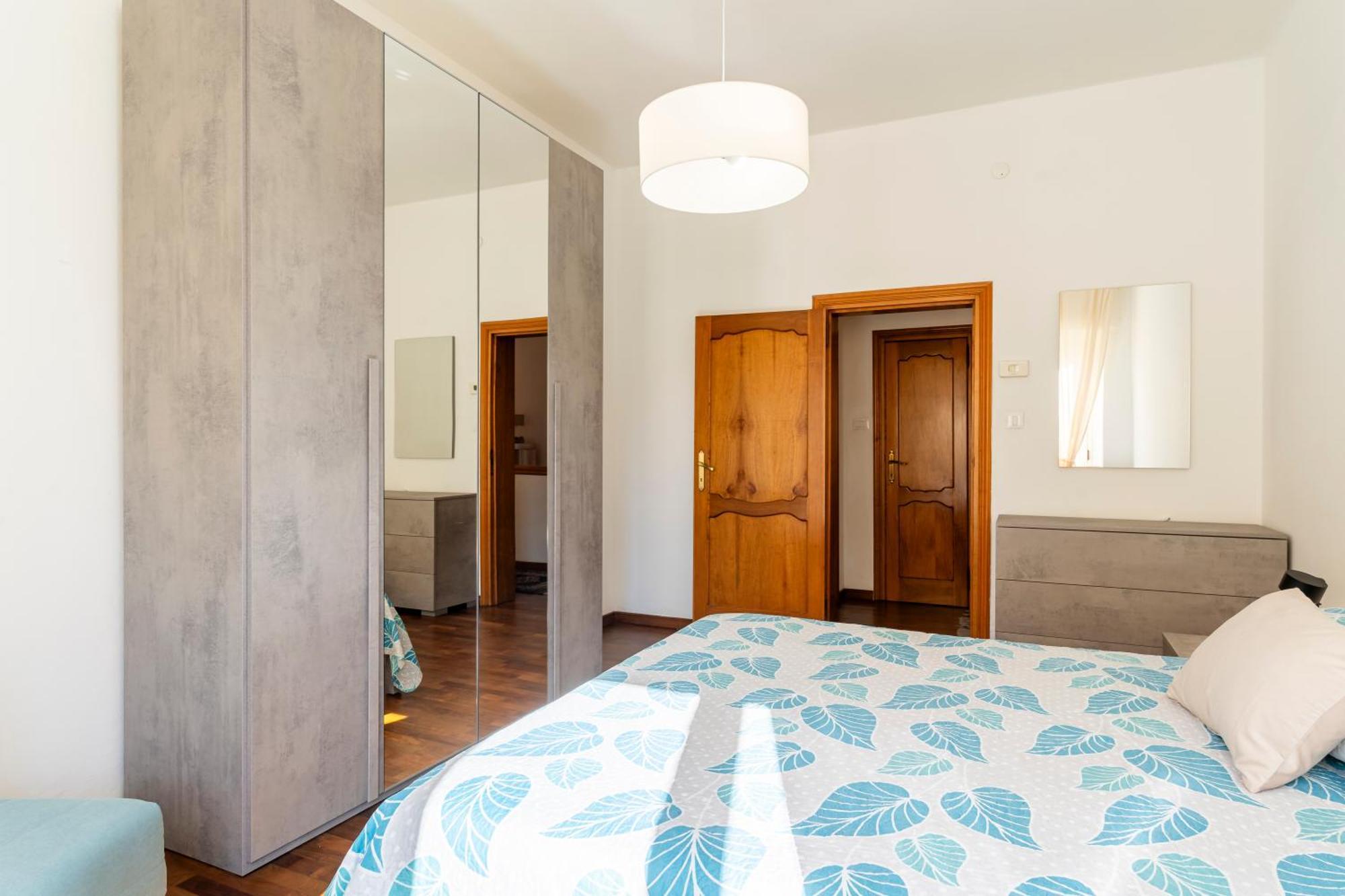 Hospital Riuniti - Lovely Apartment With Parking! Livorno Exterior photo